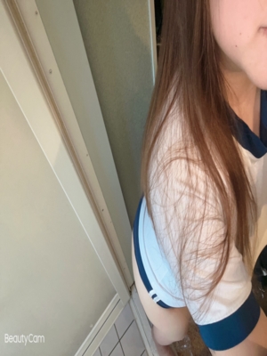 リナ
